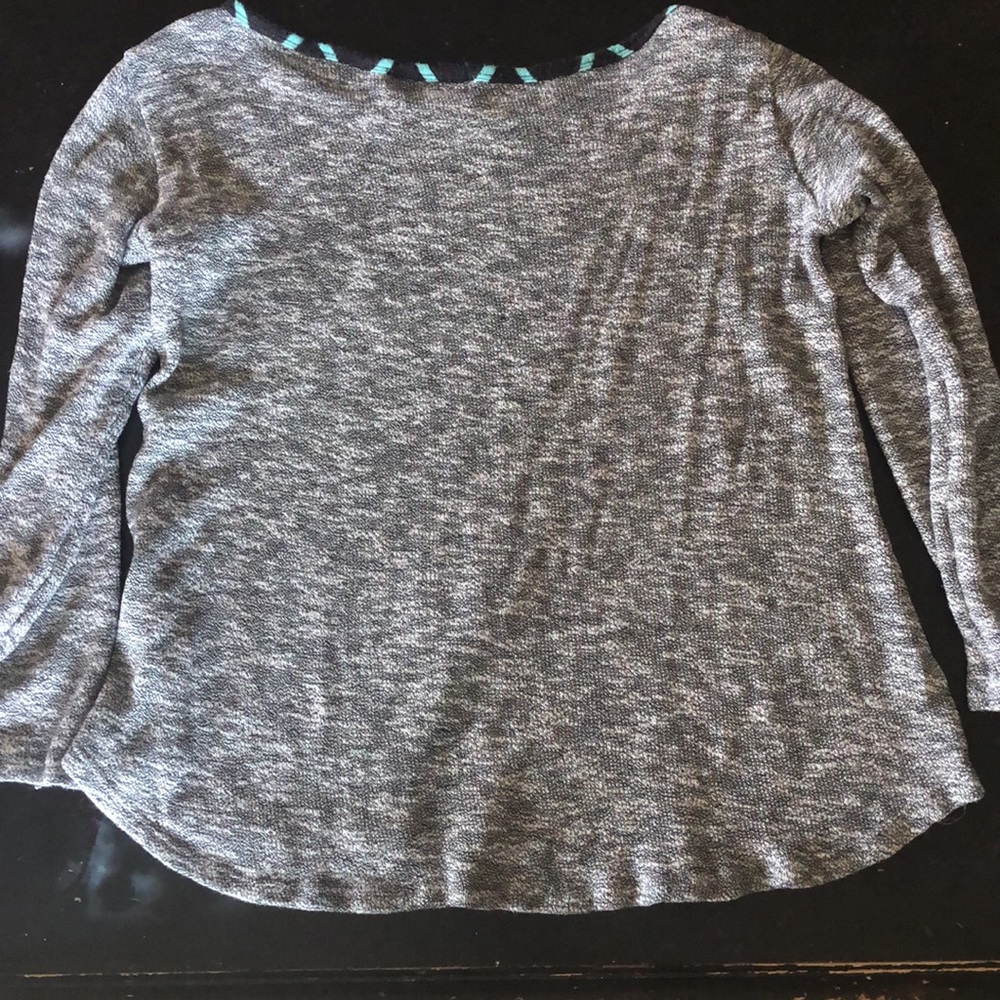 Aztec top - Picture 3 of 3
